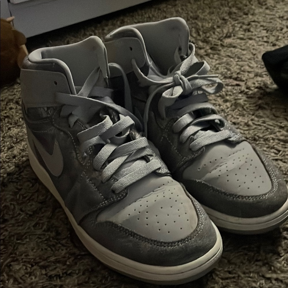Nike Men's Gray High-Top Sneakers